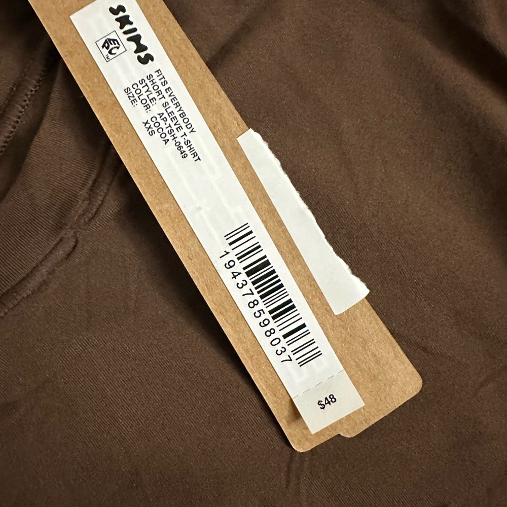 SKIMS Cocoa Fits Everybody T-Shirt